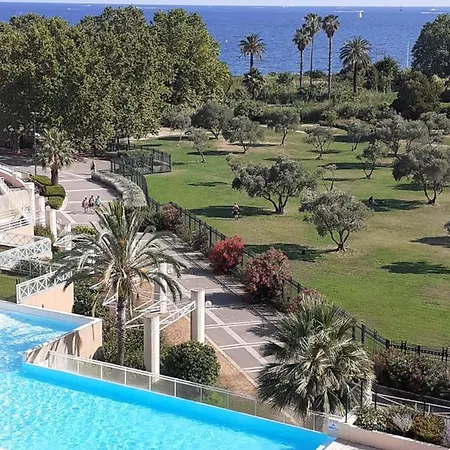 Appartement Close To The Sea Apartments *